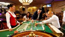 Learn Online Casino Games with GullyBET’s beginner guide covering top games, rules, gameplay tips, and smart strategies to get started easily.