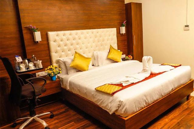 Hotel RN Grand - Premium AC rooms near Vijayawada Bus Stand. Book now for a comfortable stay with top amenities. Ideal rooms for stay near Vijayawada Bus Stand.
