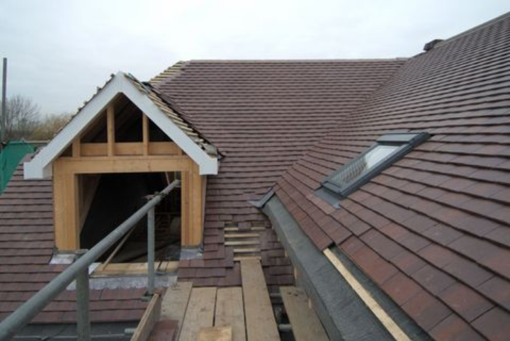 East Kilbride roofer