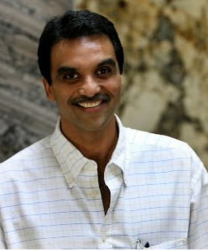 Dinesh Bafna Cleveland: Encouraging Professional Growth and Success.